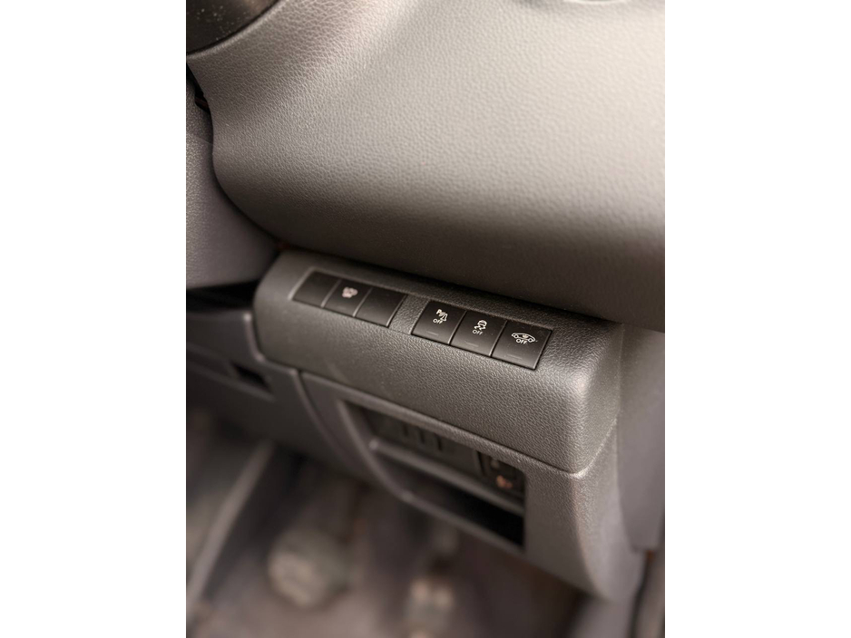 2013 Peugeot 3008 - image 21