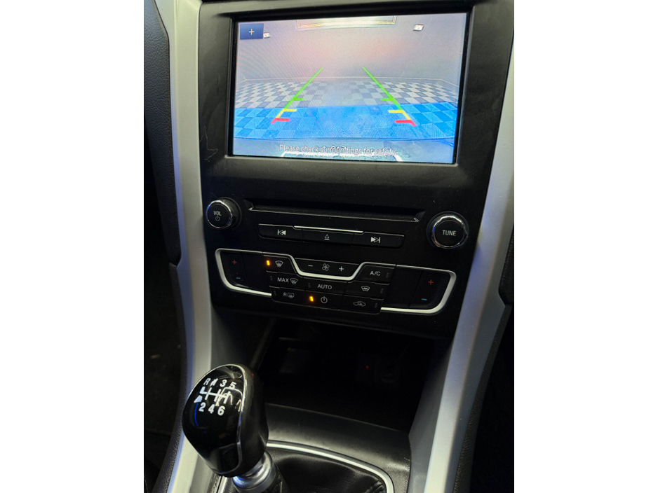 2015 Ford Mondeo 2.0TDCi 150PS Zetec €6,700