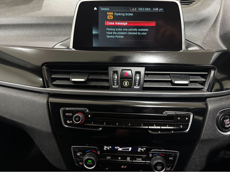 2018 BMW X1 - image 13