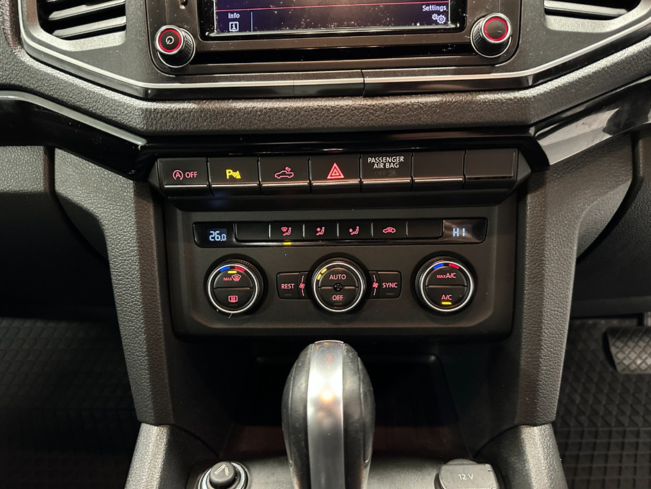 2020 Volkswagen Amarok - image 32