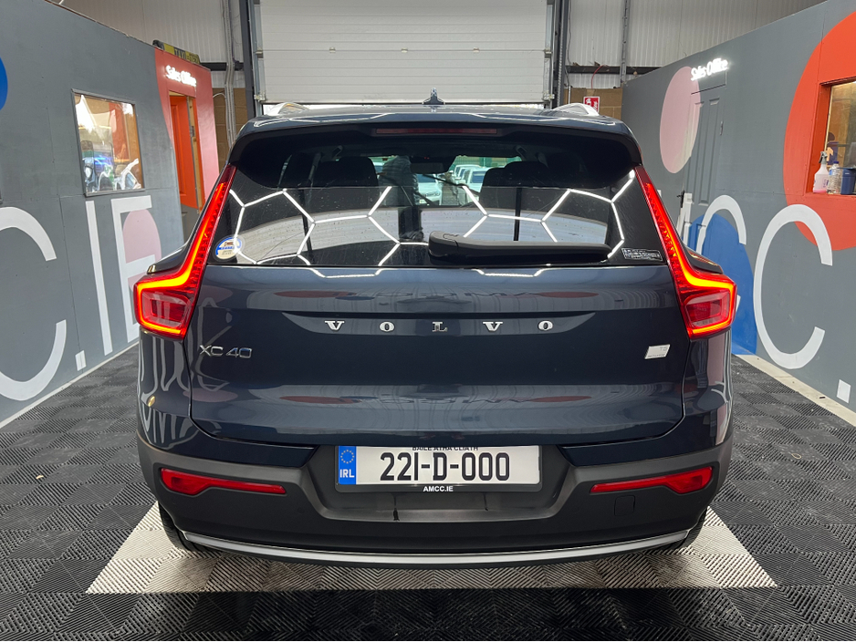 2022 Volvo XC40 2022 VOLVO XC40 RECHARGE PLUG-IN HYBRID T5 INS 1.5 AUTOMATIC / CRUISE CONTROL / 360° PARKING CAMERA / ELECTRIC MEMORY HEATED FRONT & REAR SEATS / PANORAMIC SUNROOF €36,950