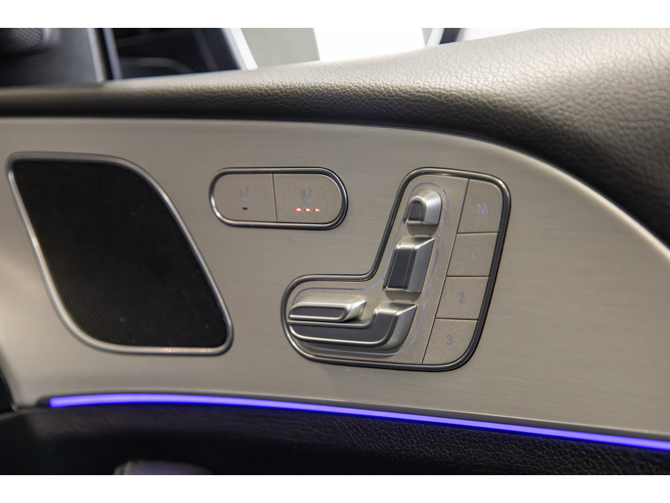 2022 Mercedes-Benz GLE Class - image 16