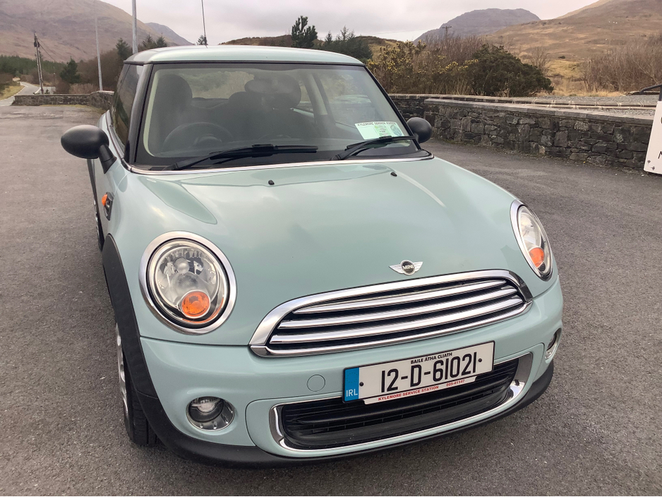 2012 MINI Hatch - image 12