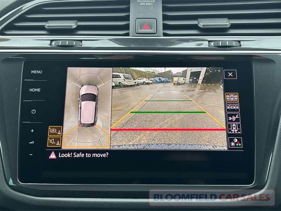 2018 Volkswagen Tiguan 4 MOTION R-LINE , DSG // PRISTINE €29,950