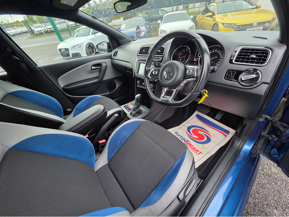 2015 Volkswagen Polo - image 8