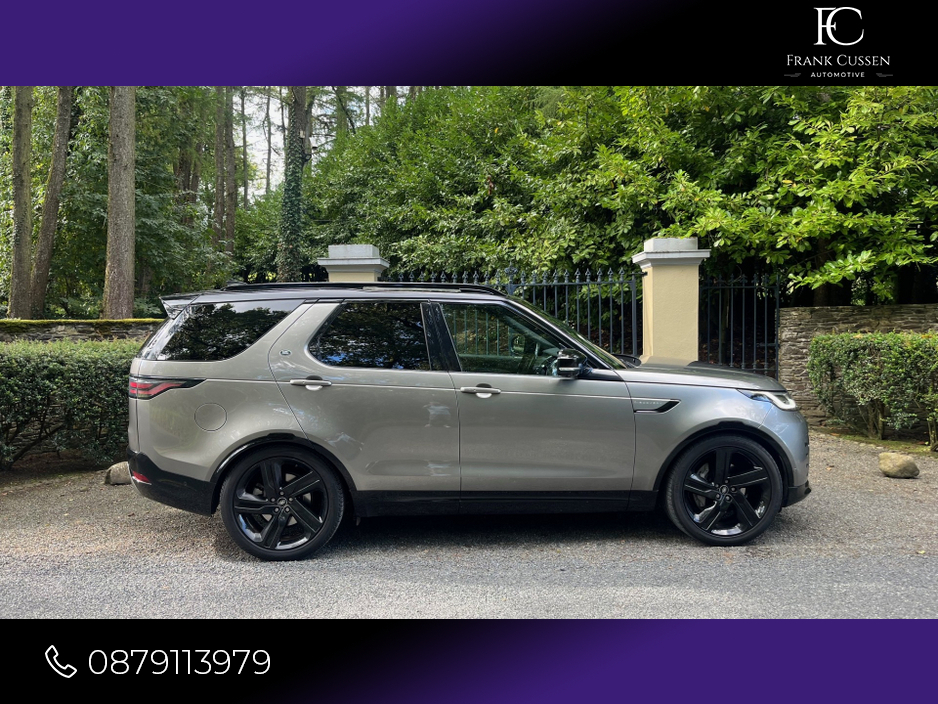 2022 Land Rover Discovery - image 4