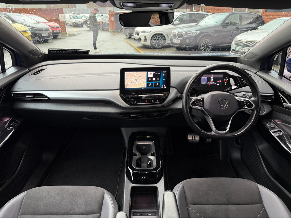 2023 Volkswagen ID.4 - image 25