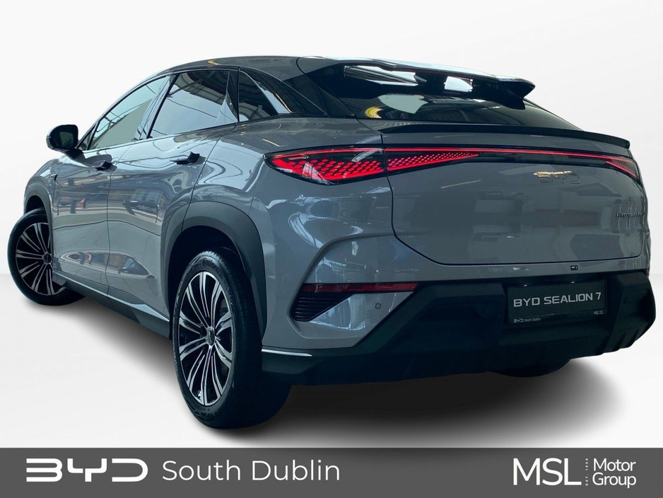 2026 BYD Sealion 7 - image 4
