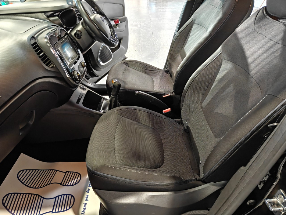 2015 Renault Captur - image 16