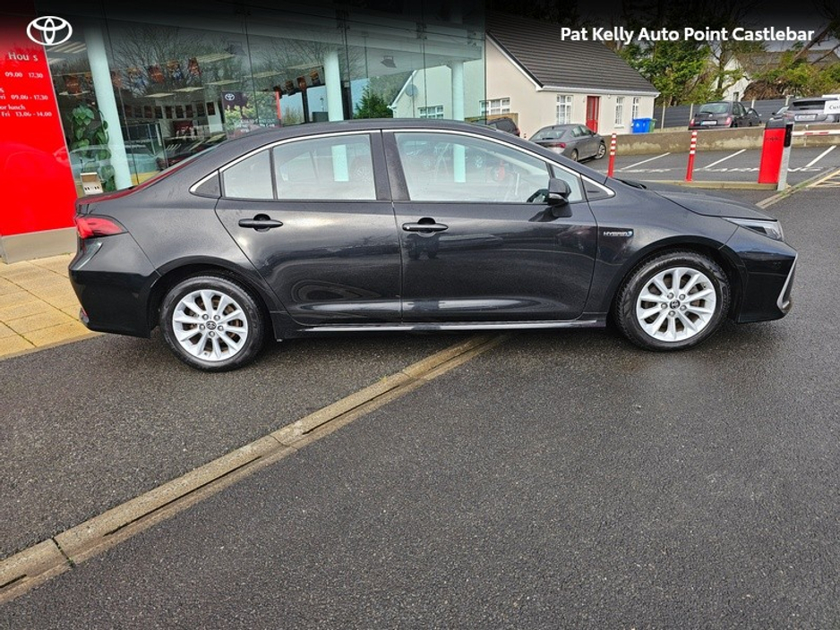 2022 Toyota Corolla HYB LUNA SALOON 4DR AUTO €25,900