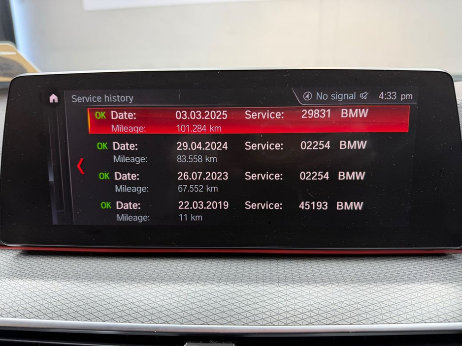 2019 BMW 5 Series - image 27