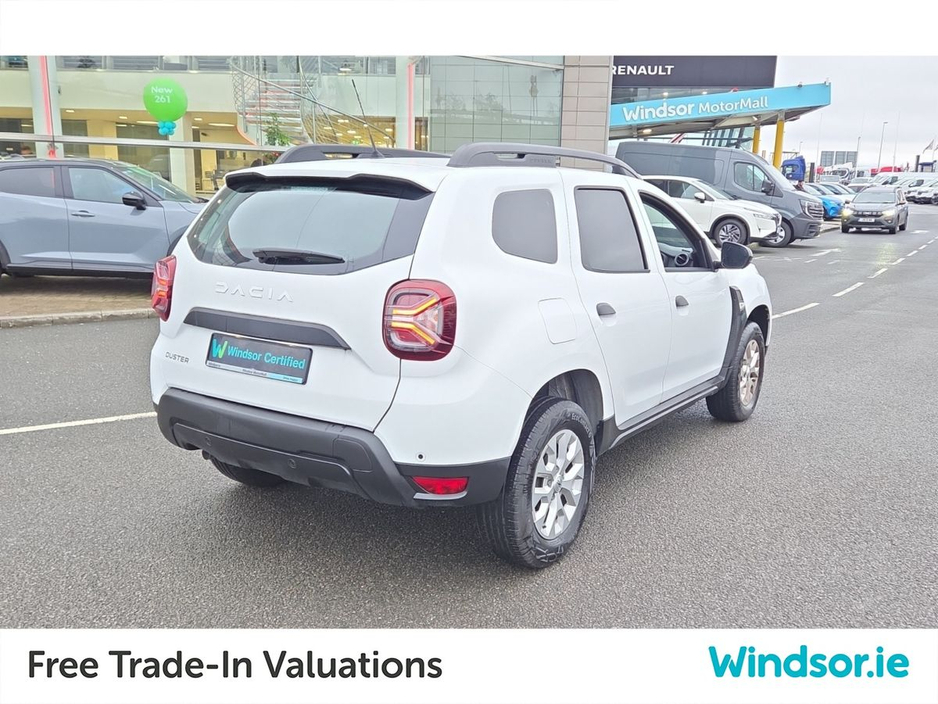 2024 Dacia Duster - image 2