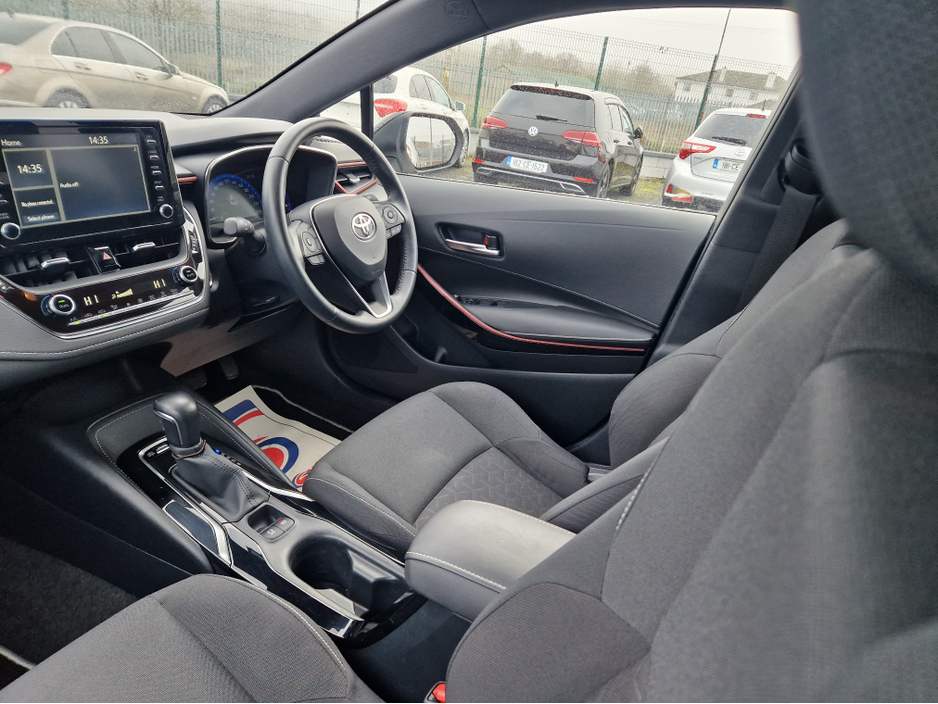 2020 Toyota Corolla HYBRID LUNA SPORT 4DR AUTO €21,500