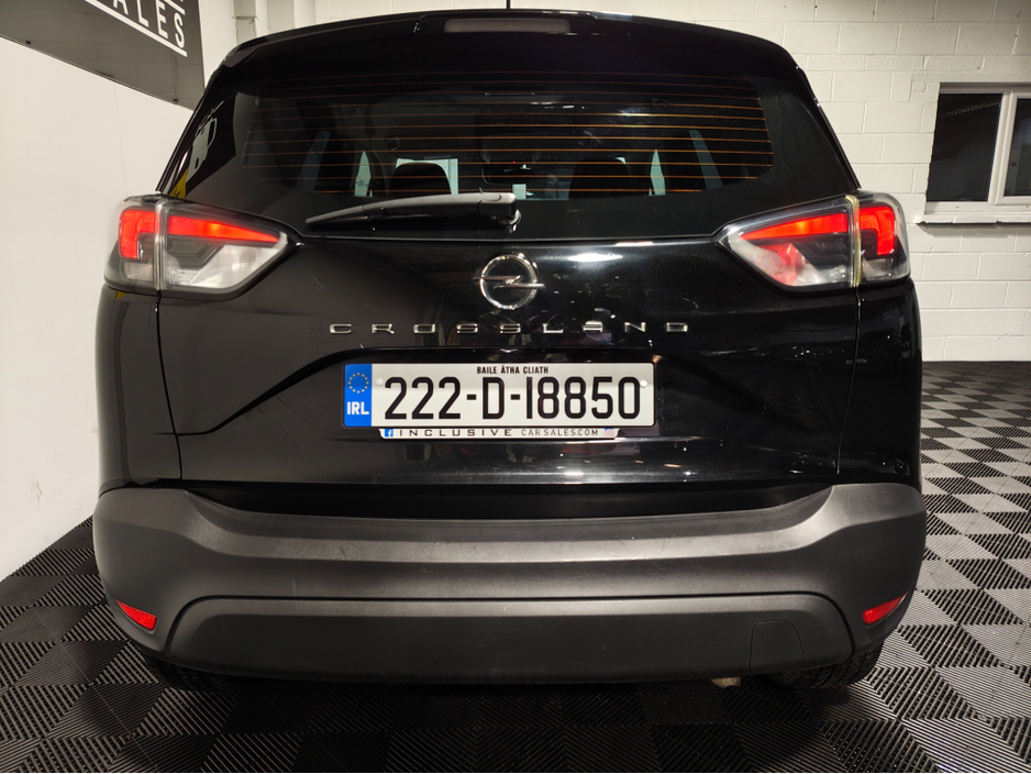 2022 Opel Crossland X - image 3
