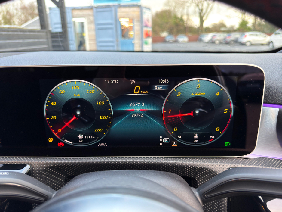 2019 Mercedes-Benz A Class A200d - AMG Premium + Low mileage €24,890