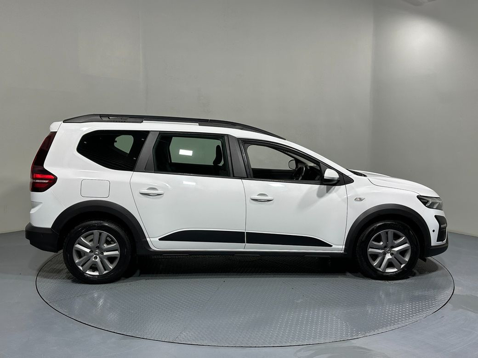 2022 Dacia Jogger 7 Seater Comfort 1.0 Petrol €17,250