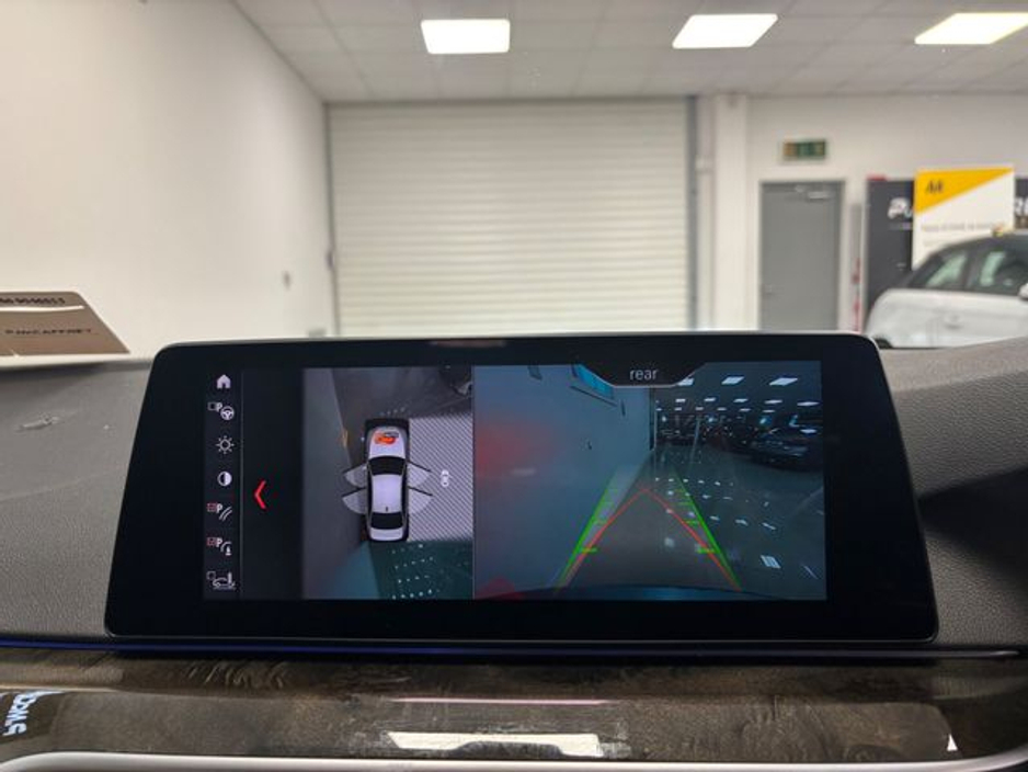 2019 BMW 5 Series  €28,850