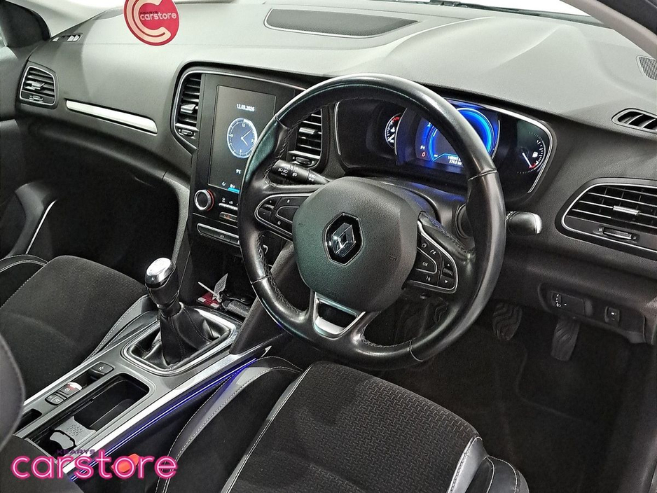 2018 Renault Megane - image 15