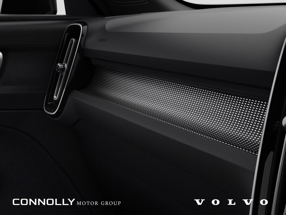 2026 Volvo EX40 Plus Extended Range Black Edition €55,745