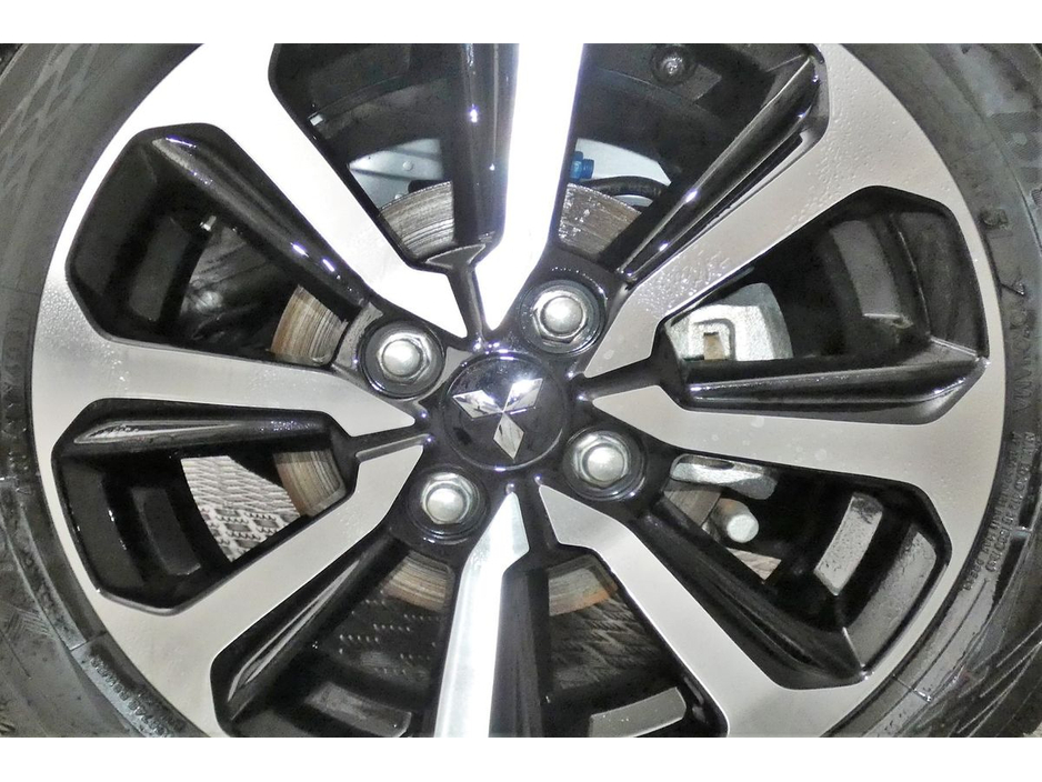 2022 Mitsubishi Mirage - image 28