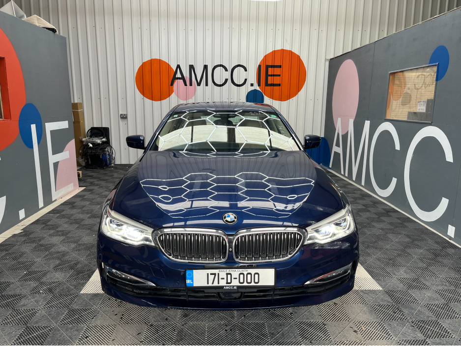 2017 BMW 5 Series - image 7