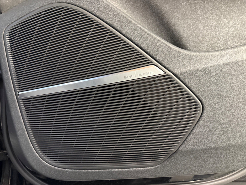 2021 Audi Q7 - image 17