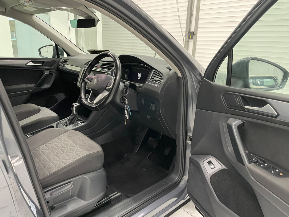 2023 Volkswagen Tiguan  €31,995