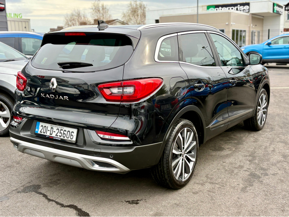 2020 Renault Kadjar - image 8