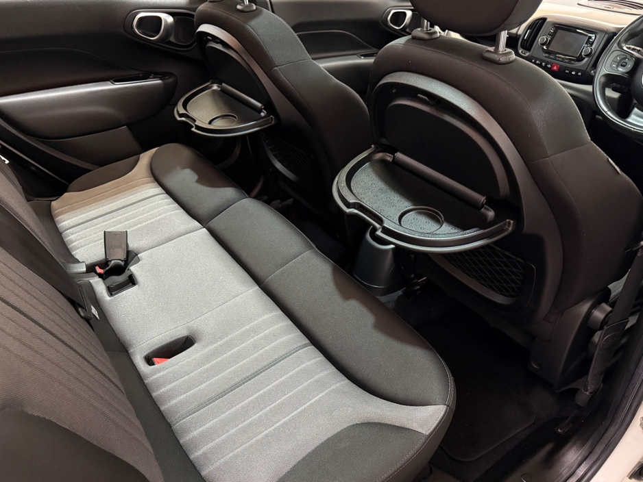 2017 Fiat 500l - image 14