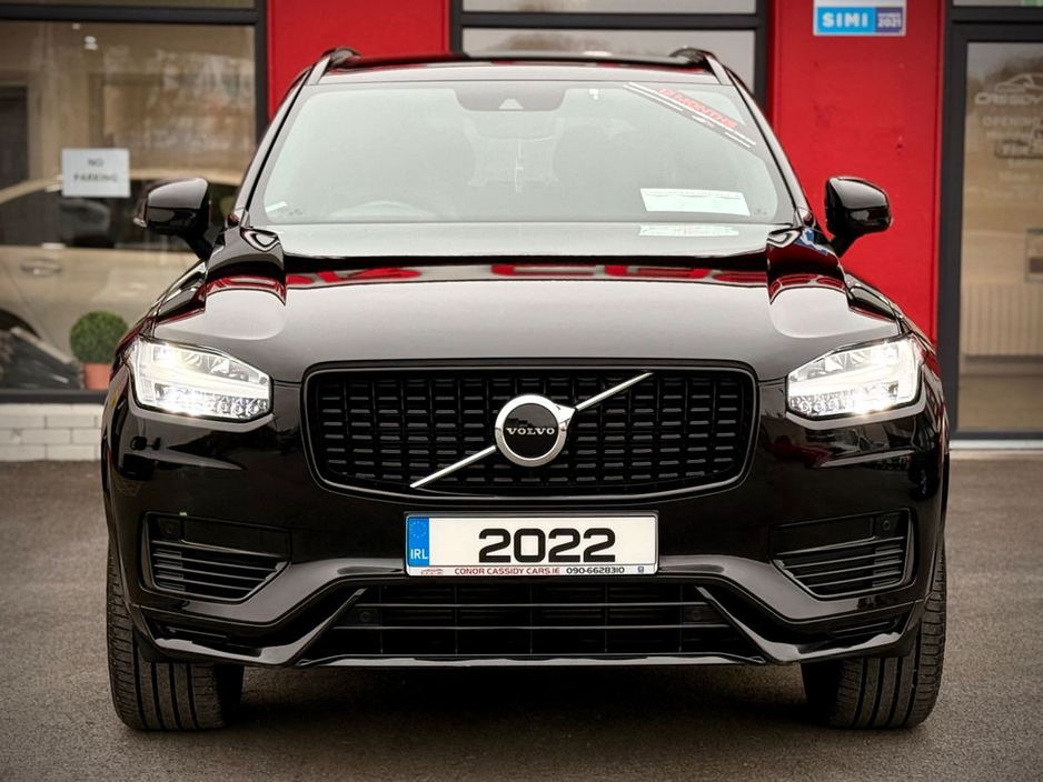 2022 Volvo XC90 - image 2
