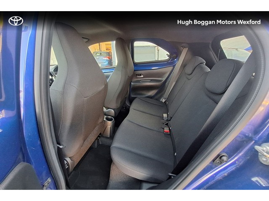 2023 Toyota Aygo - image 7