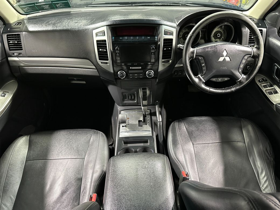 2017 Mitsubishi Pajero 3.2 DiD LWB 2 Seater N1 Commercial €27,500