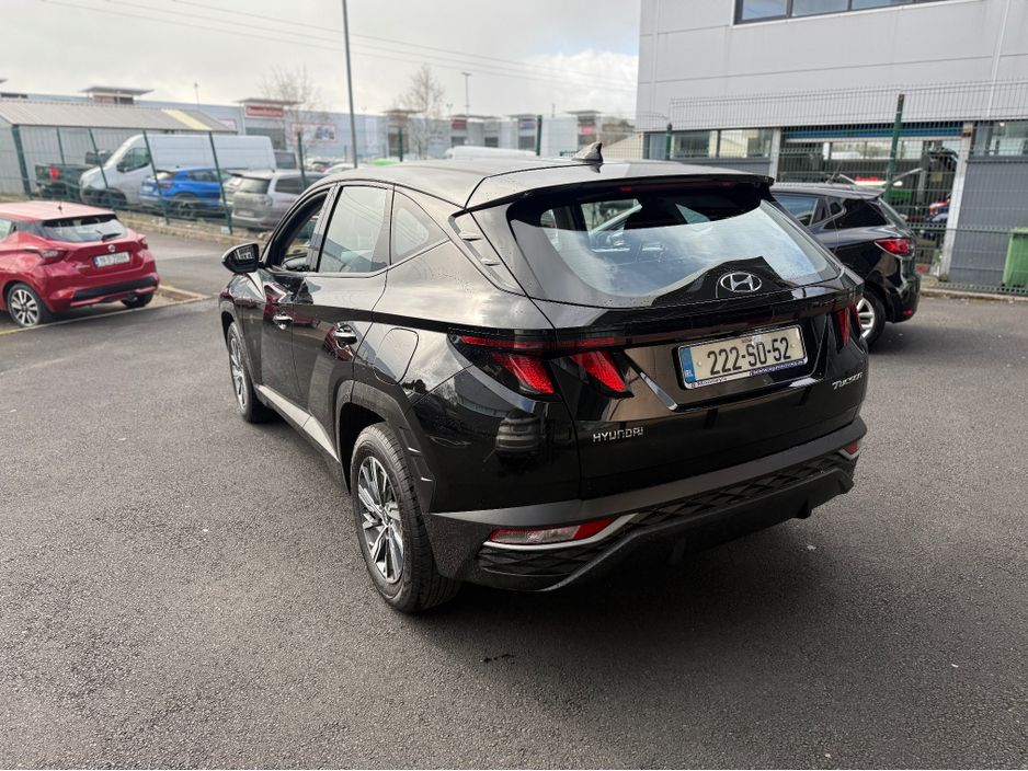 2022 Hyundai Tucson - image 11