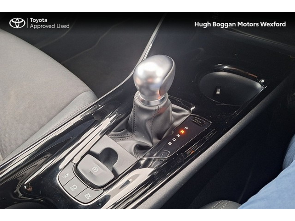 2023 Toyota C-HR HYBRID SPORT IN MINT CONDITION! €29,995