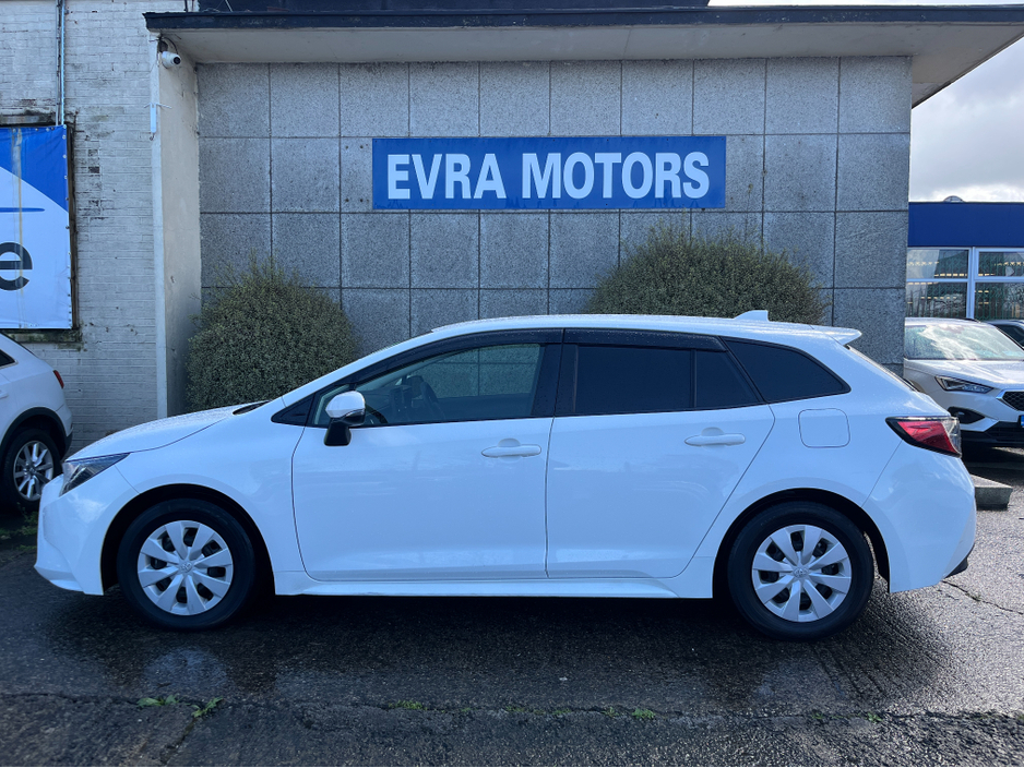 2022 Toyota Corolla - image 6