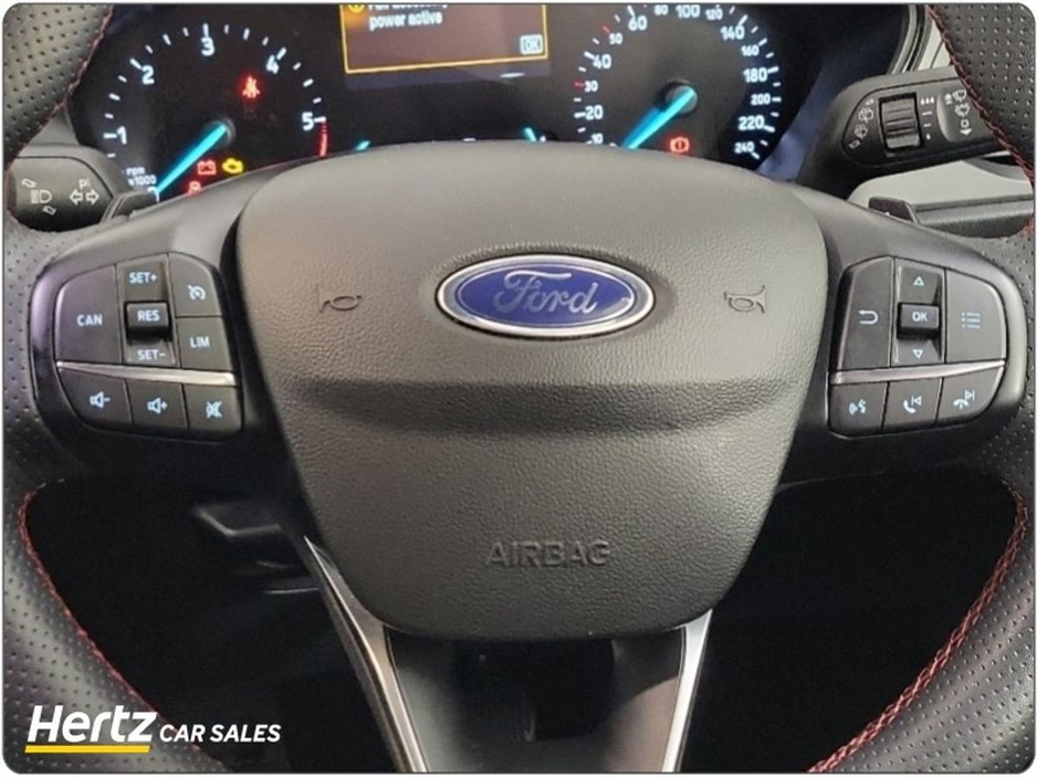 2023 Ford Focus - image 17