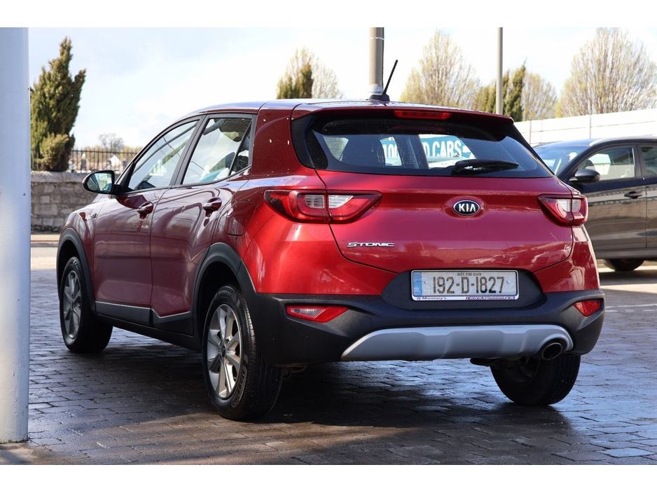 2019 Kia Stonic - image 4