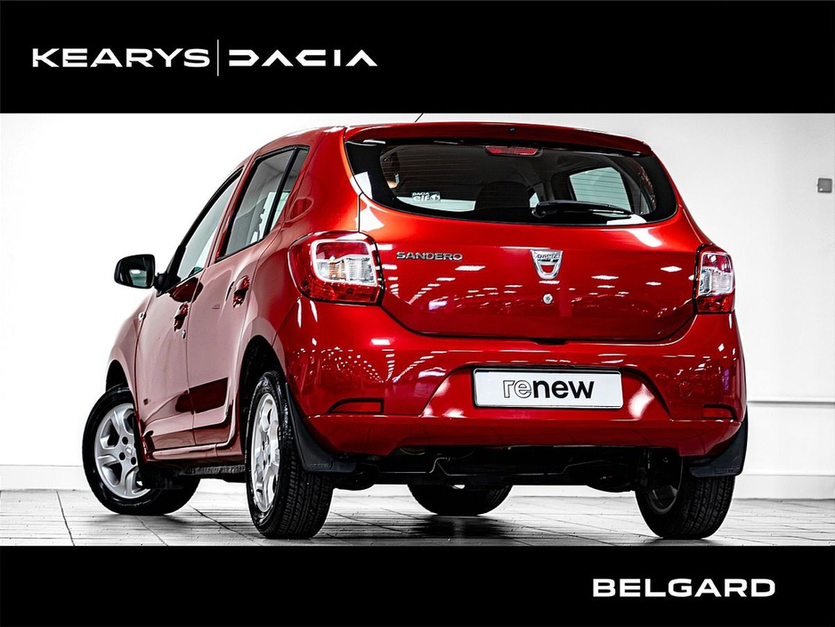 2015 Dacia Sandero - image 2