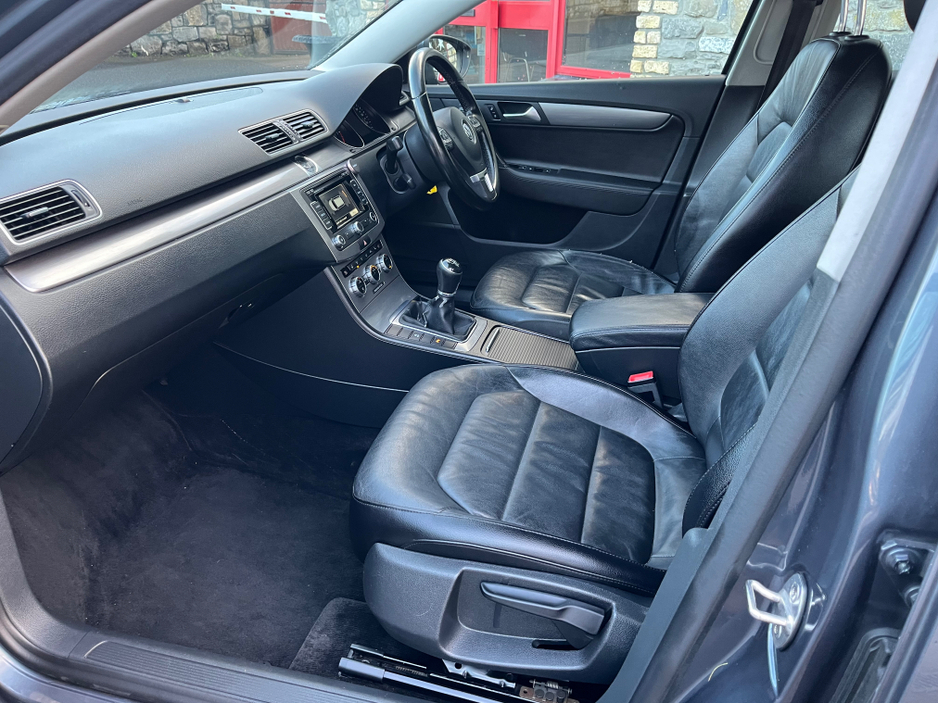 2014 Volkswagen Passat 1.6 TDI EXECUTIVE BLUEMOTION 1 105PS 5DR €6,500