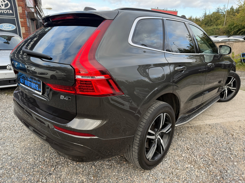 2022 Volvo XC60 2.0 MOMENTUM AUTO €38,450