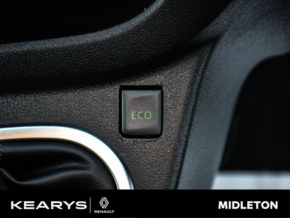 2021 Renault Trafic LL30 ENERGY DCI 145 Sport EX Vat. €21900 inc €17,878