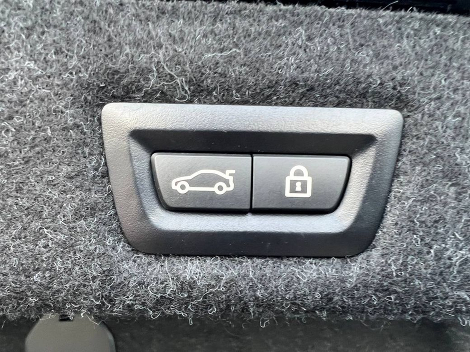 2022 BMW 5 Series 530e LUXURY LINE 2.0 HYBRID // HARMAN/KARDON // 360 VISUAL PARKING ASSIST // BMW INDIVIDUAL HEATED & COOLED SEATS €34,900