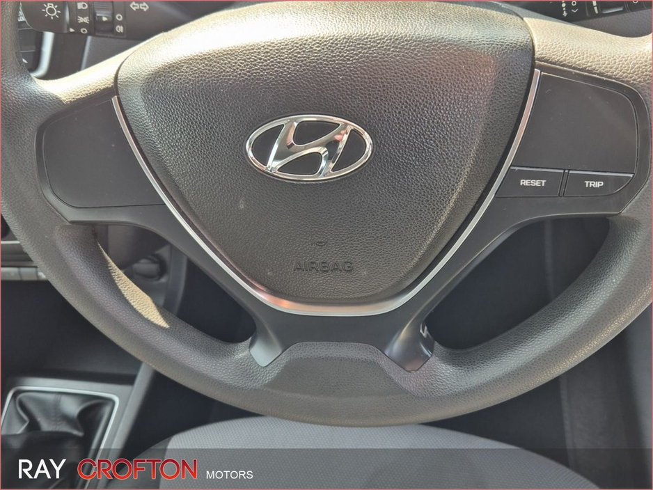 2017 Hyundai i20 - image 19