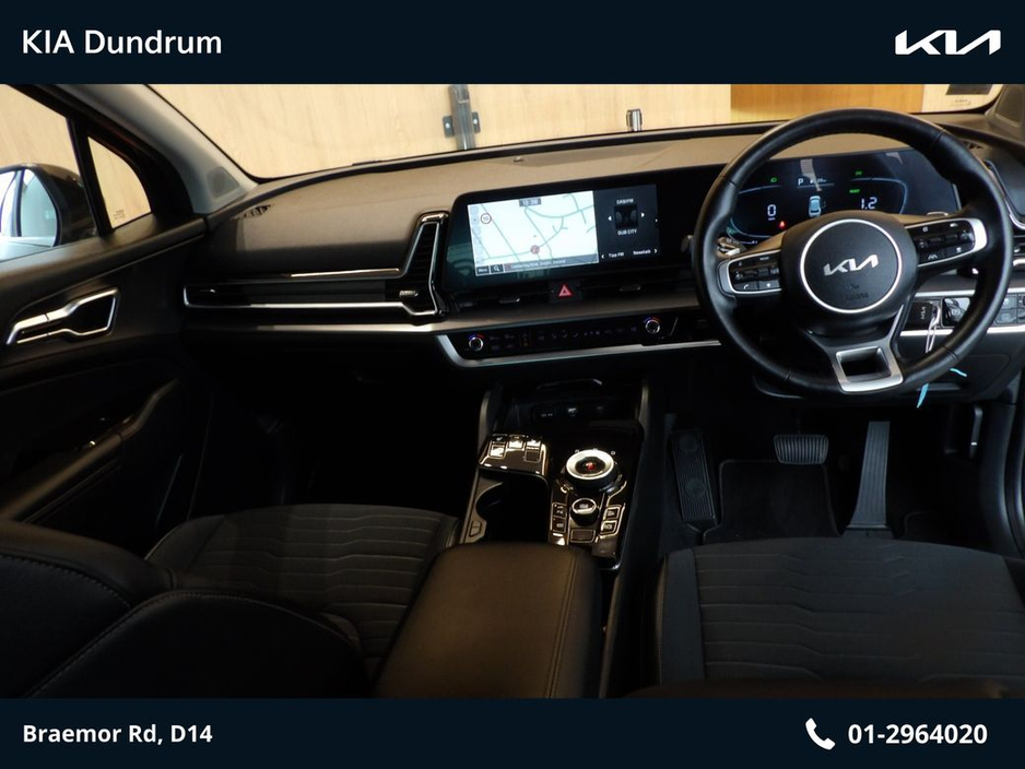 2022 Kia Sportage - image 9