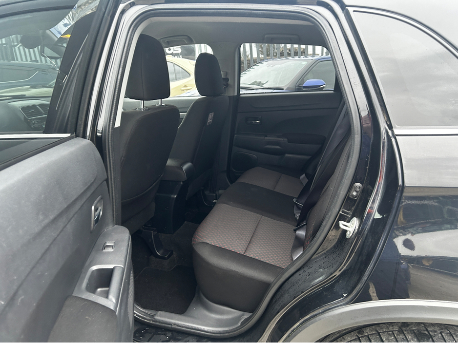 2017 Mitsubishi ASX 1.6 3 115BHP 5DR €12,995