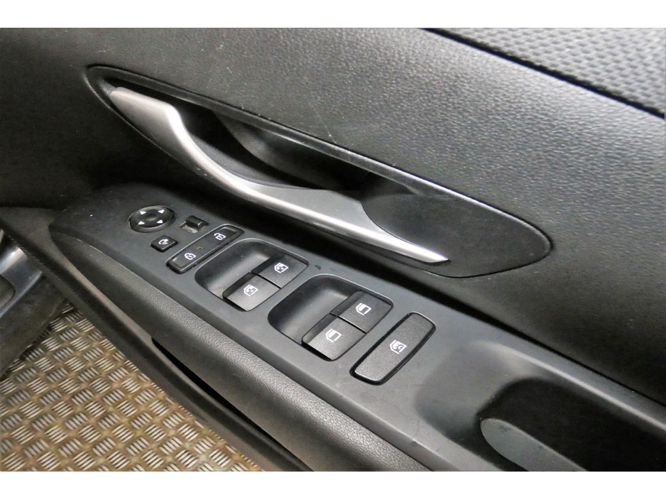 2021 Hyundai Tucson - image 21