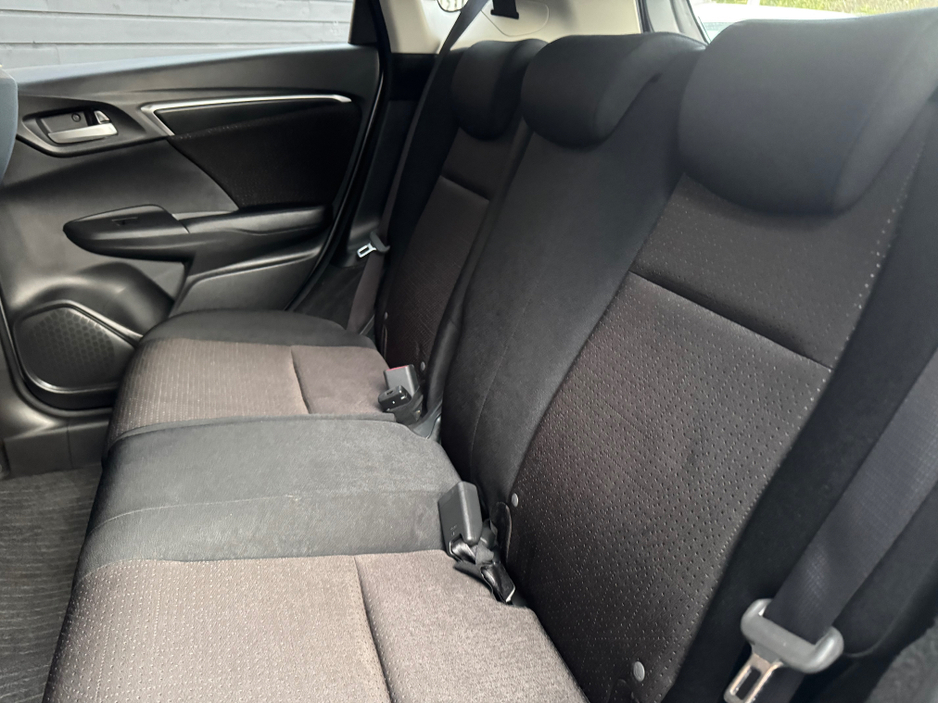 2013 Honda Fit - image 12