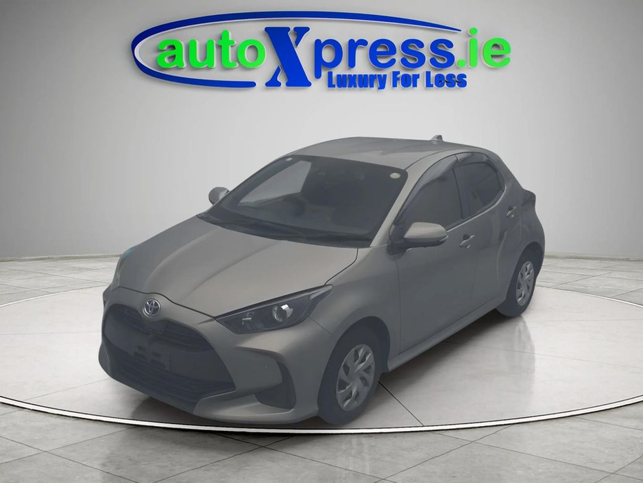 2020 Toyota Yaris - image 9