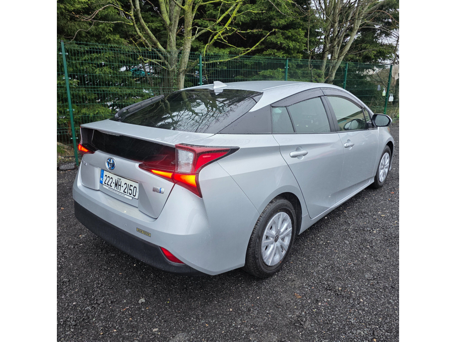 2022 Toyota Prius 1.8 Hybrid Luxury with Sat Navi & JBL €22,950