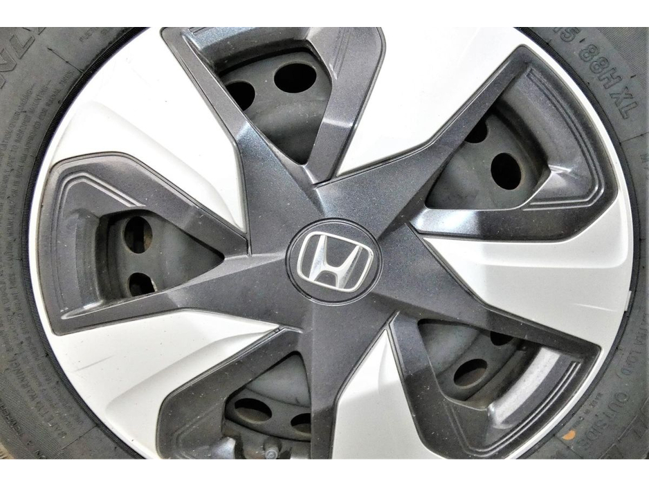 2017 Honda Fit - image 25